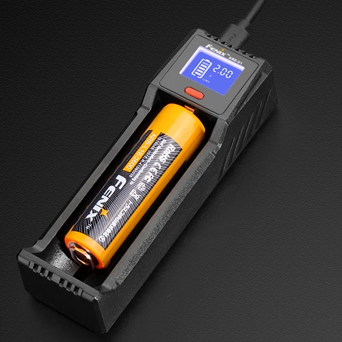 Accessories Fenix Single Bay Smart Battery Charger ARE-D1 | Fenix Distributor 5 Accessories Fenix Single Bay Smart Battery Charger ARE-D1 | Fenix Distributor - Image 3
