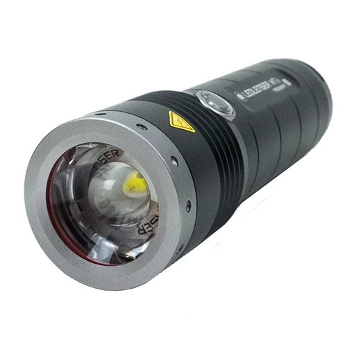 Automotive Repair Flashlights LEDLenser MT6 Flashlight | Adjustable Focus 6 Automotive Repair Flashlights LEDLenser MT6 Flashlight | Adjustable Focus - Image 4