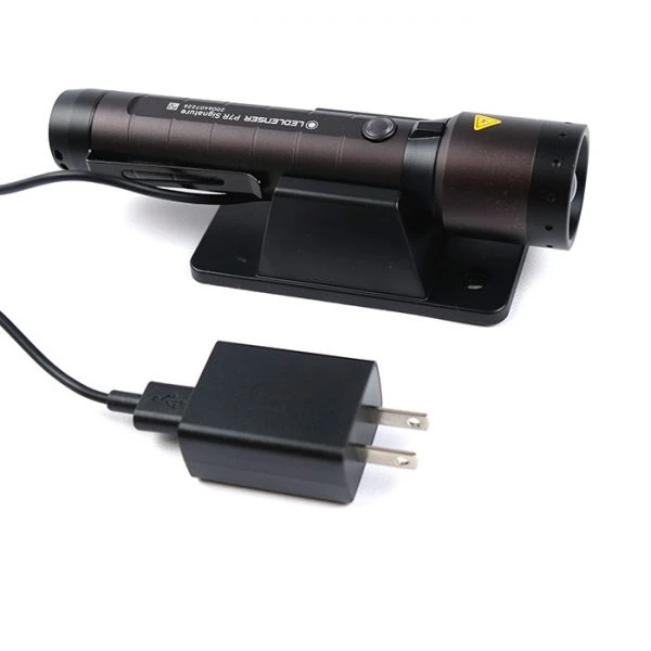 Boating Flashlights LEDLenser P7R Signature Rechargeable Flashlight | 2000 Lumens 6 Boating Flashlights LEDLenser P7R Signature Rechargeable Flashlight | 2000 Lumens - Image 4