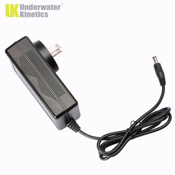 Accessories Underwater Kinetics AC Charger 519961 | Underwater Kinetics Distributor 3 Accessories Underwater Kinetics AC Charger 519961 | Underwater Kinetics Distributor